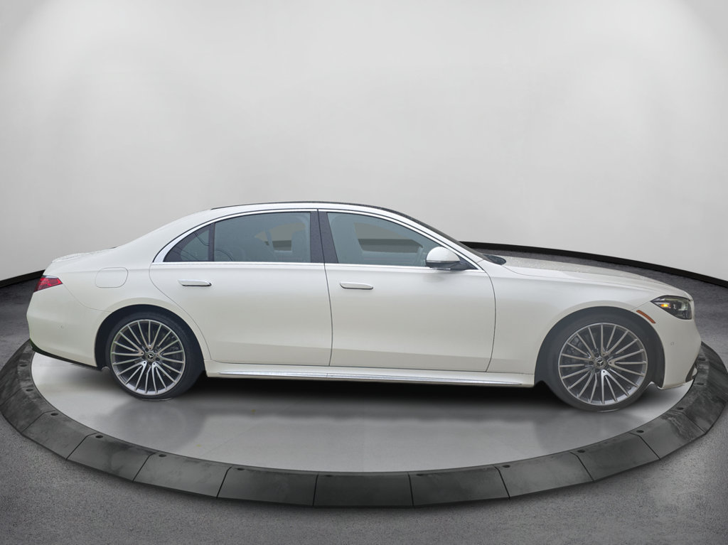 Used 2021 Mercedes-Benz S 580 4MATIC Sedan w/ AMG Line image 4