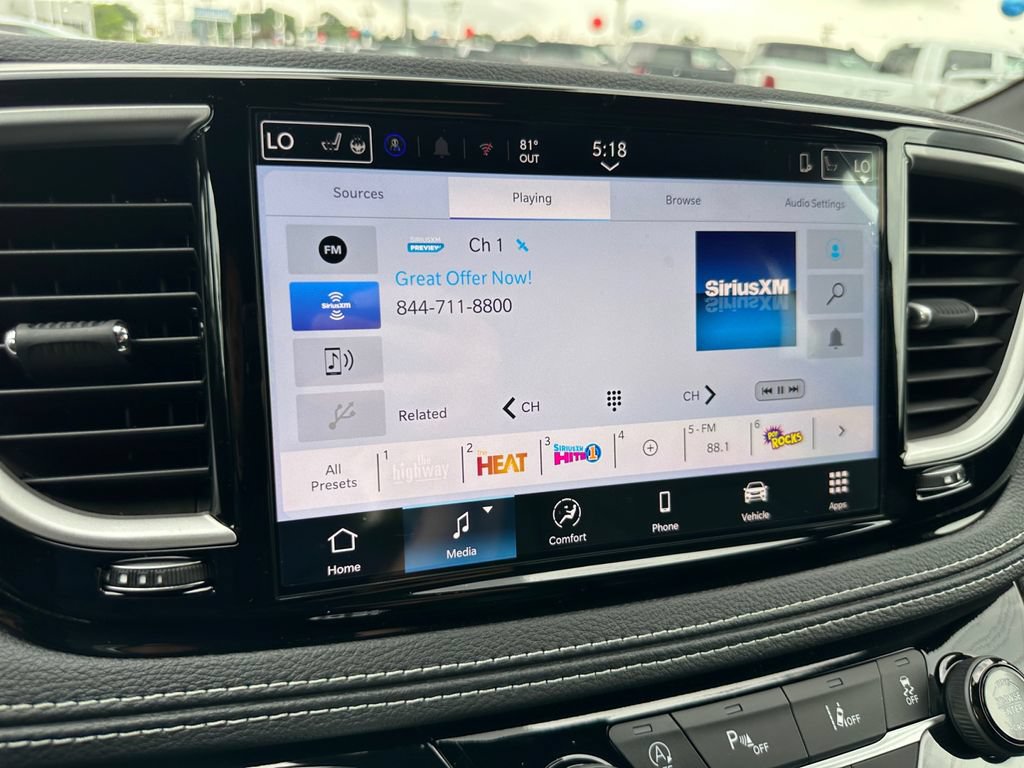 New 2025 Chrysler Pacifica Select FWD image 19