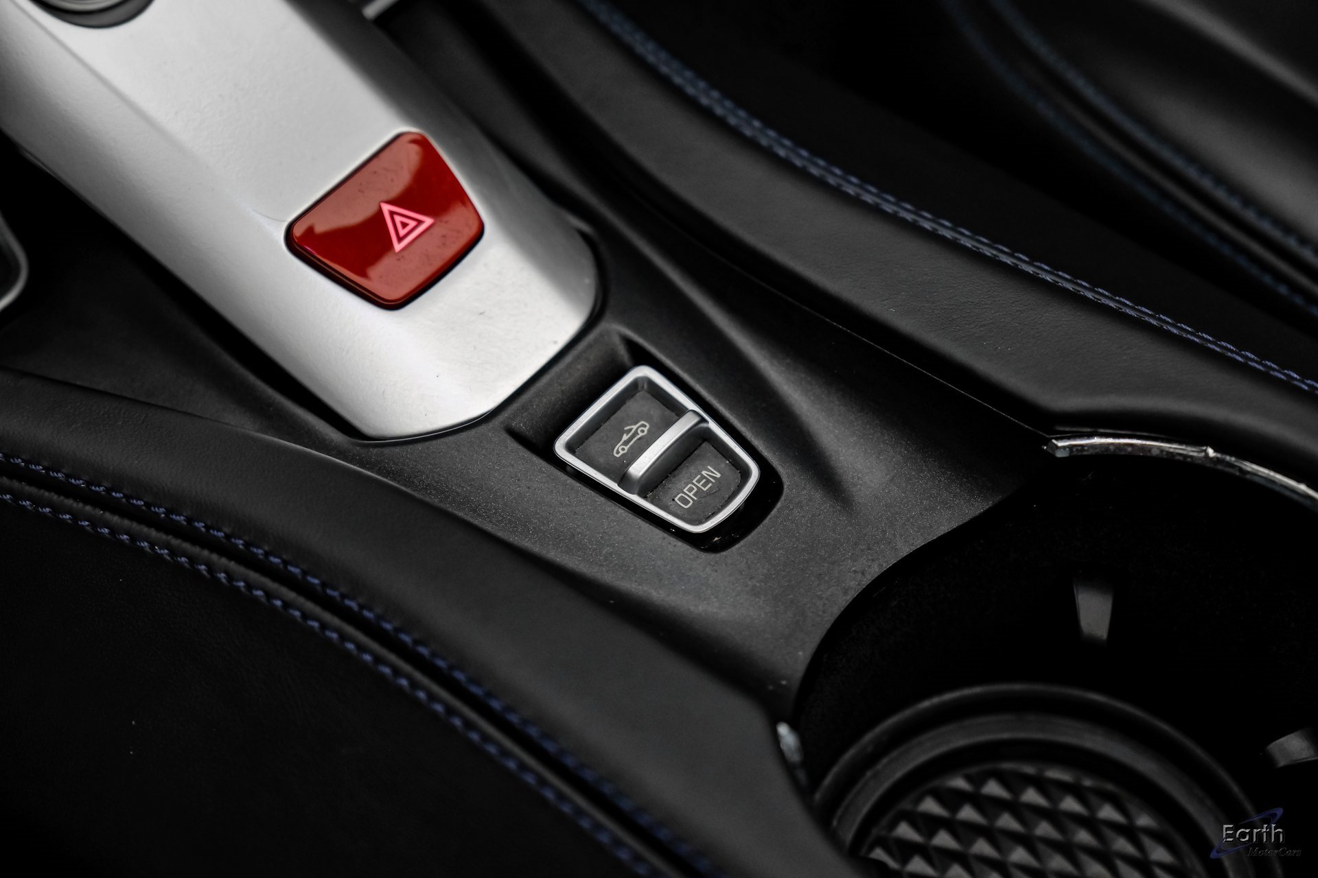 Used 2016 Ferrari California T image 61