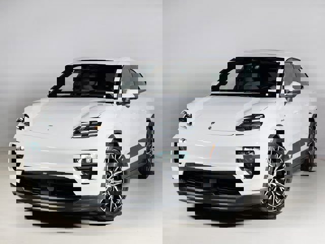 New 2026 Porsche Macan 4 Electric image 1