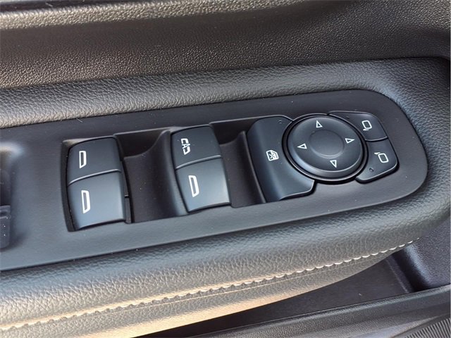 Certified 2024 GMC Terrain SLE w/ Driver Convenience Package image 19