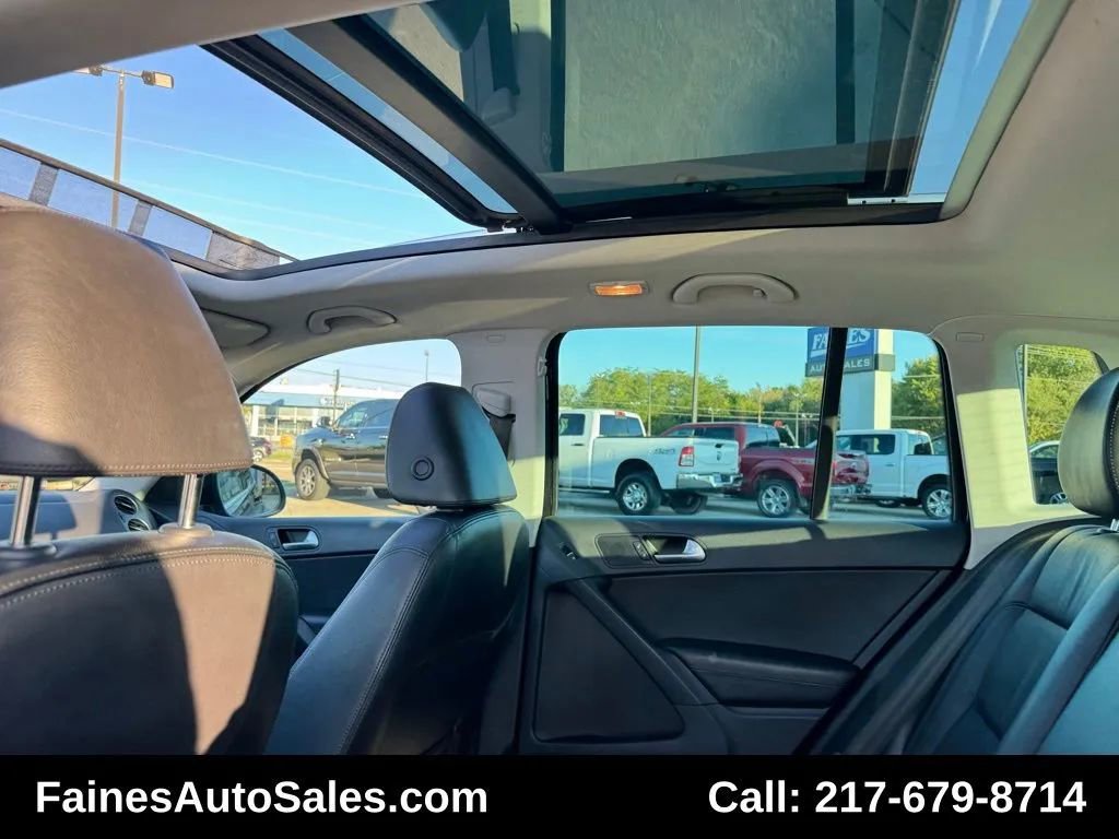Used 2017 Volkswagen Tiguan SEL image 43