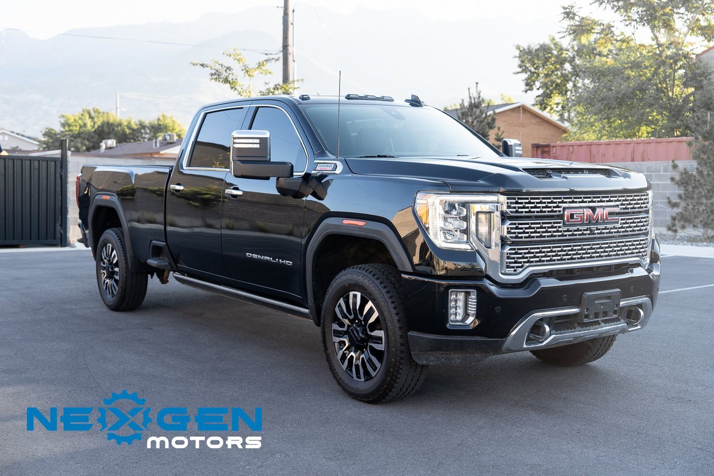 Used 2022 GMC Sierra 3500 Denali w/ Denali Black Diamond Edition
