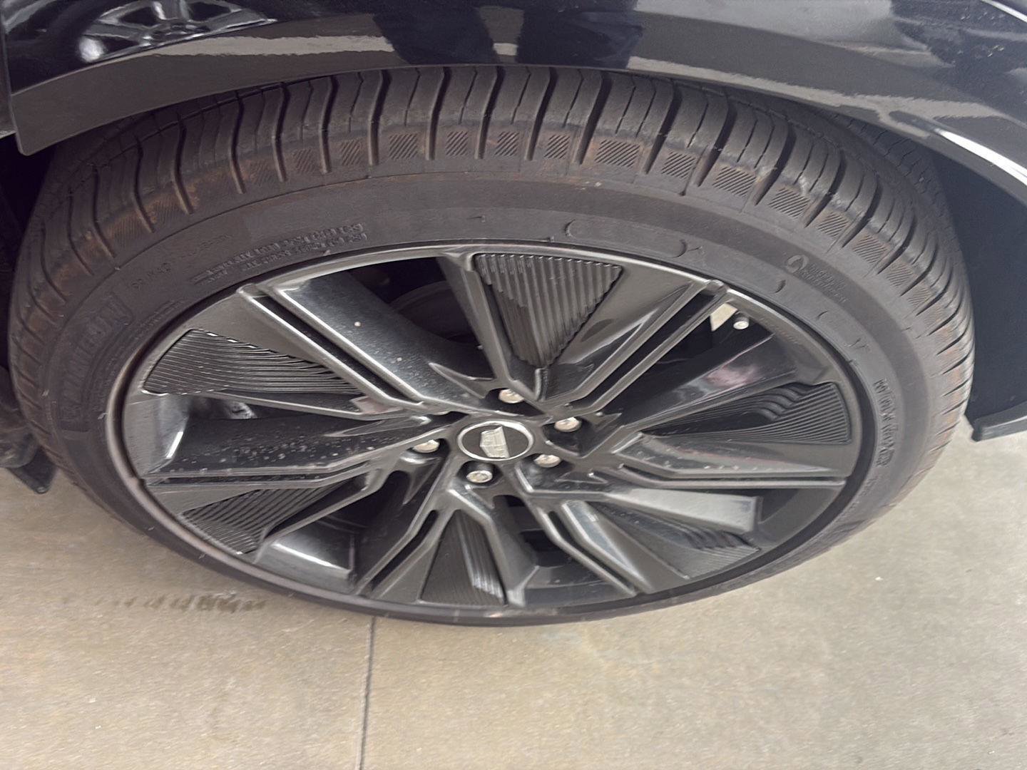 Used 2024 Cadillac Lyriq Sport image 26