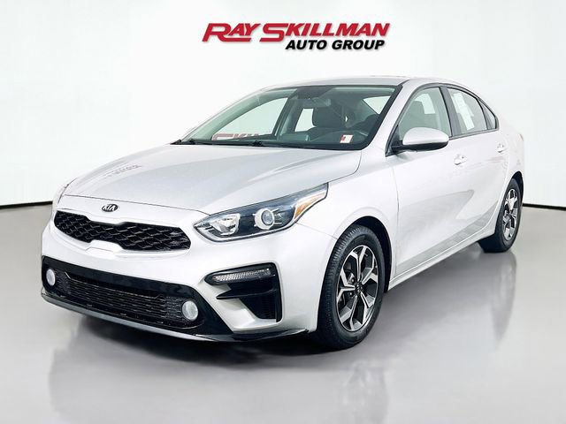 Used 2021 Kia Forte LXS FWD image 3