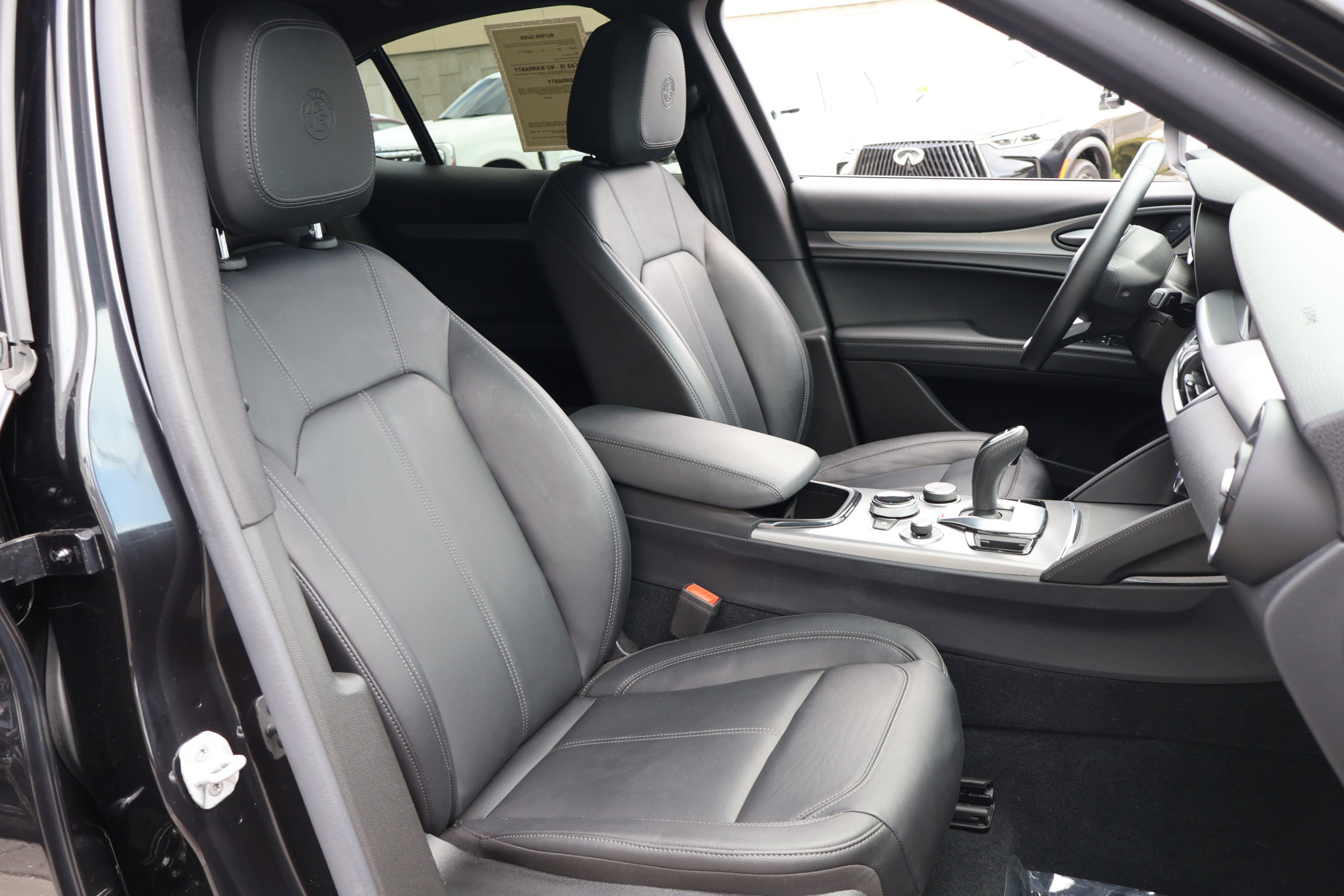 Used 2024 Alfa Romeo Stelvio Ti AWD/4WD image 22