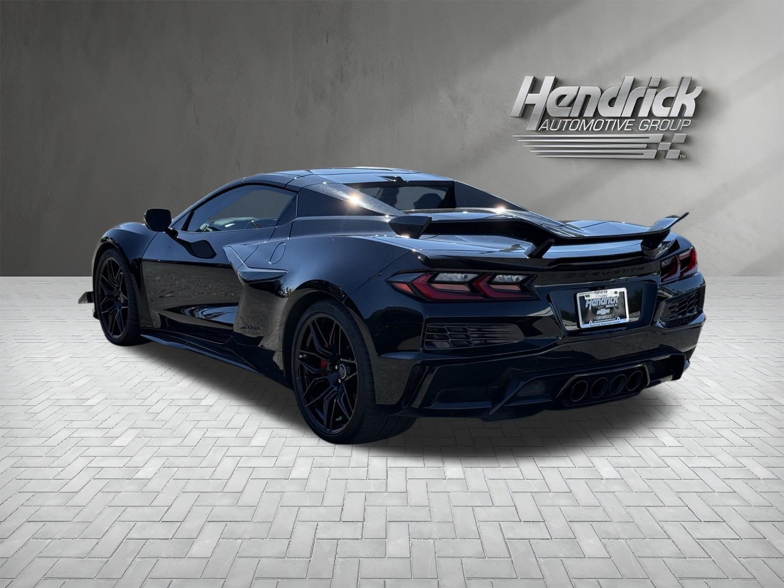 Used 2024 Chevrolet Corvette Z06 w/ Stealth Interior Trim Package RWD image 9