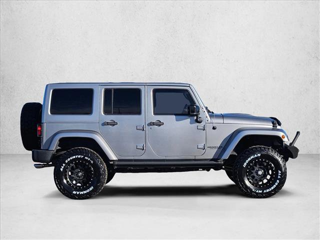 Used 2015 Jeep Wrangler Unlimited Sahara video 4