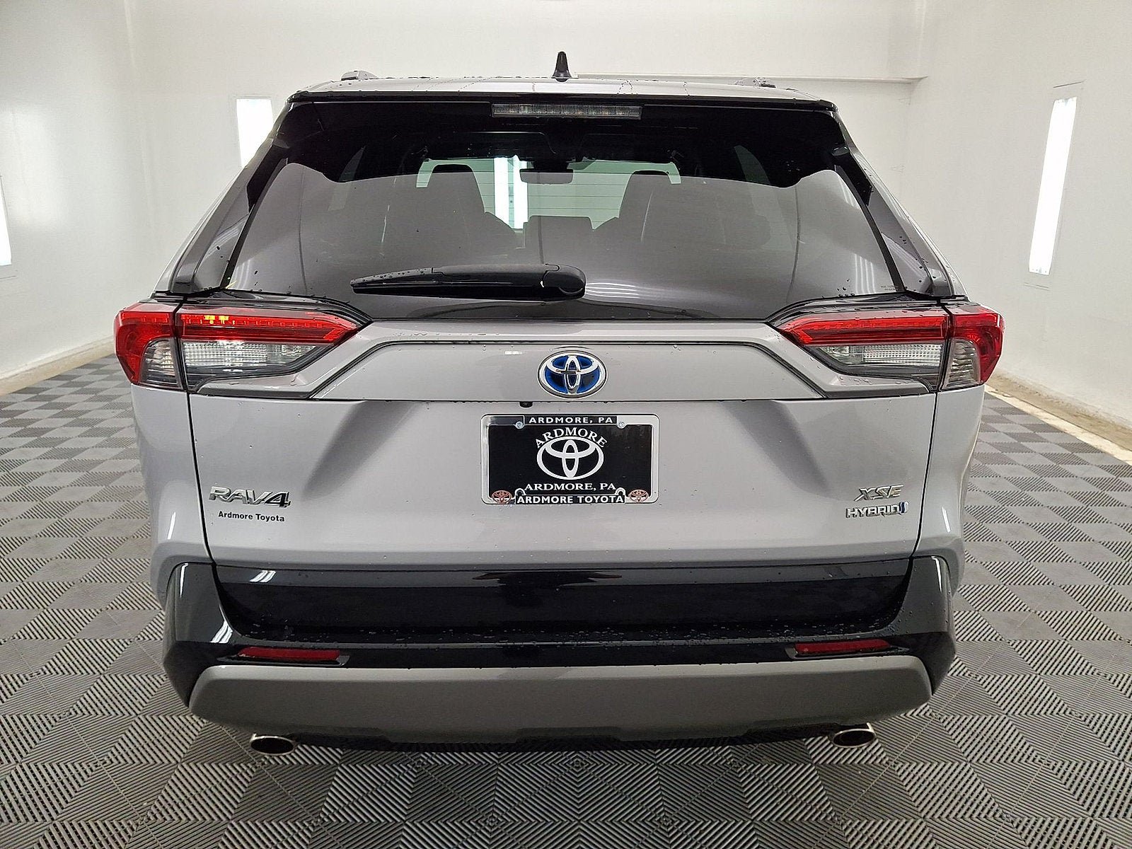 Used 2021 Toyota RAV4 XSE AWD/4WD image 15