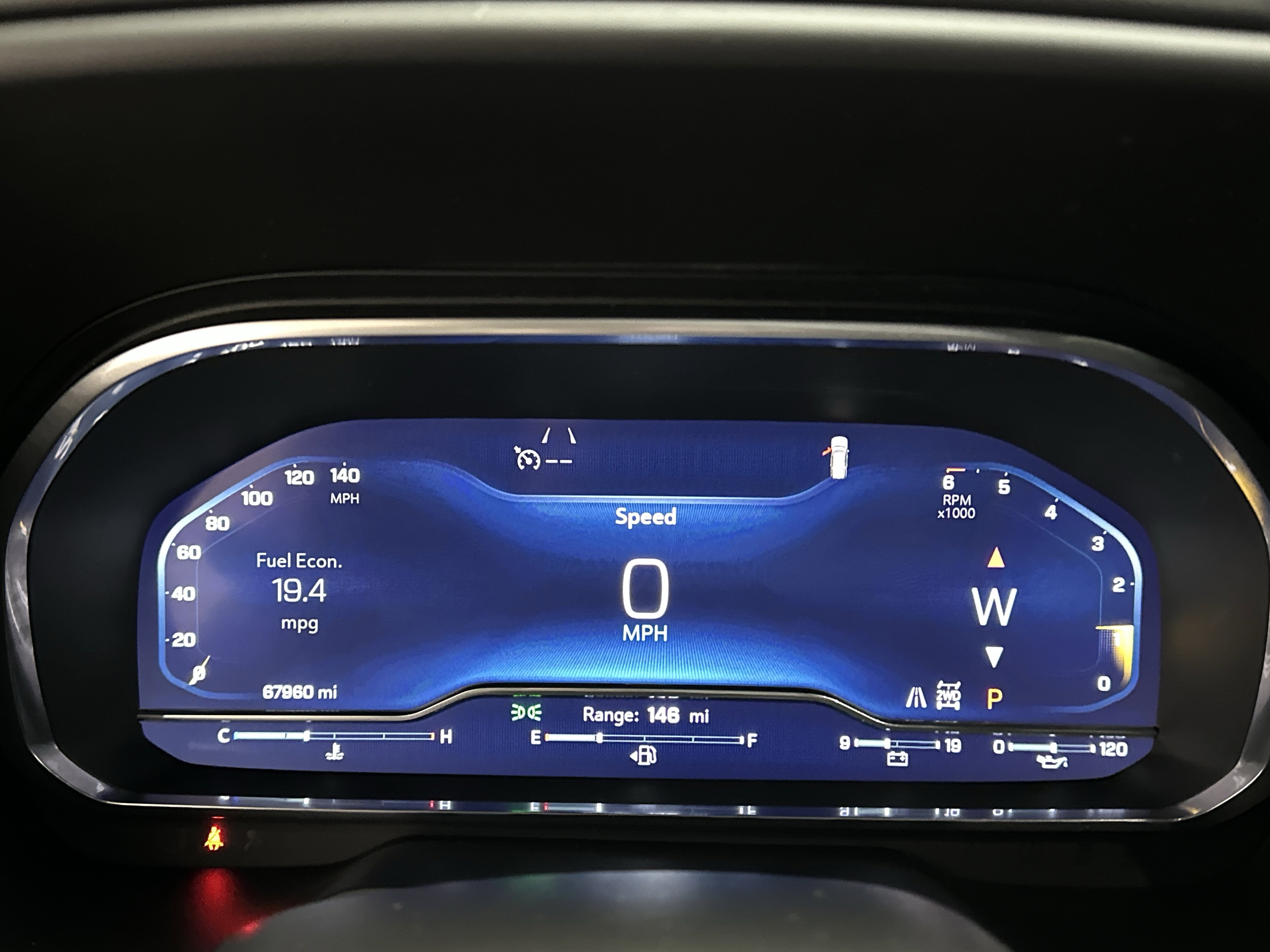 Used 2024 Chevrolet Suburban Premier image 31