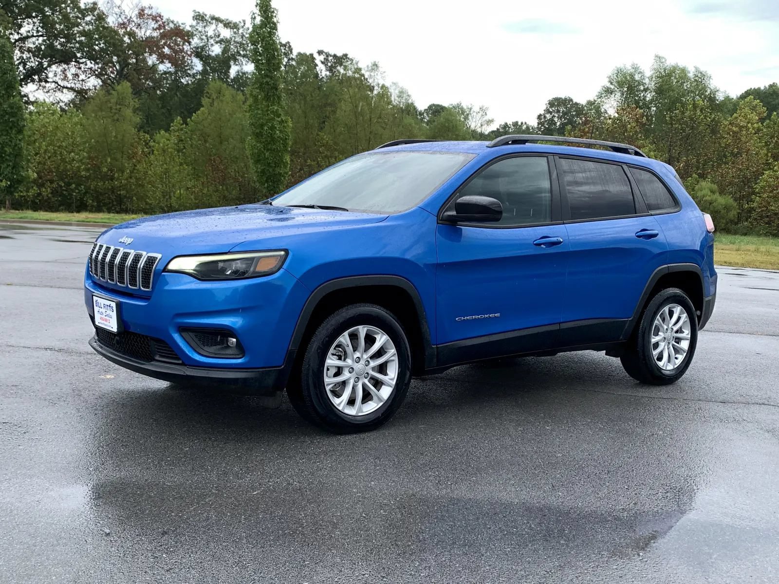 Used 2022 Jeep Cherokee Latitude Lux AWD/4WD image 3