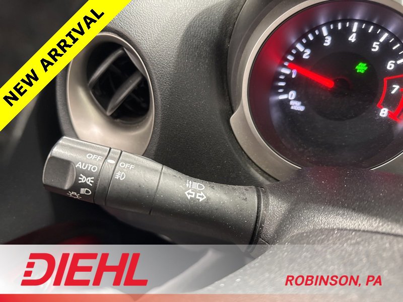 Used 2016 Nissan Juke SL image 20