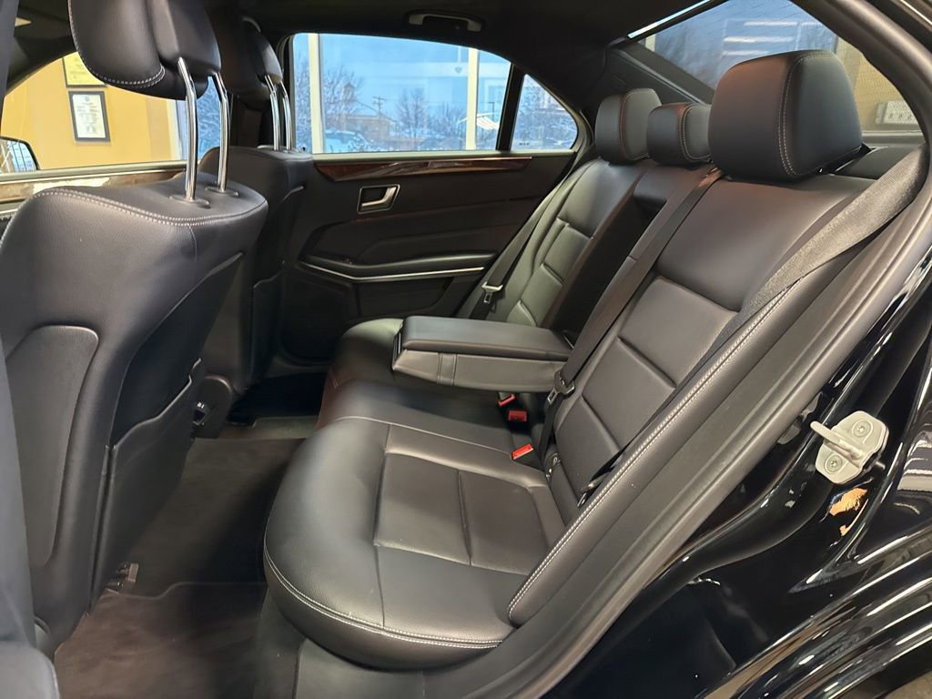 Used 2014 Mercedes-Benz E 350 4MATIC Sedan image 34