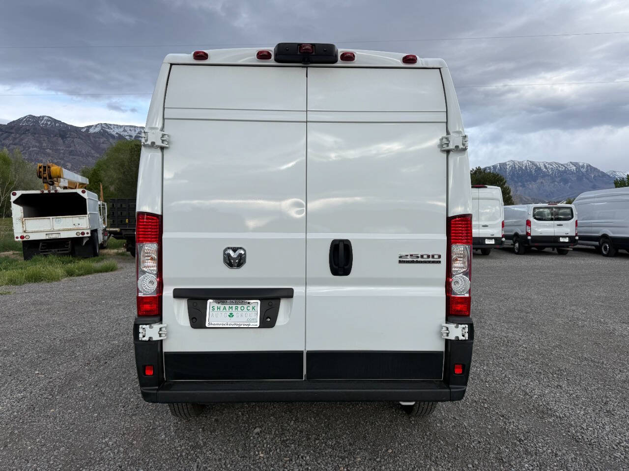 Used 2025 RAM ProMaster 2500 w/ Convenience Group FWD image 4