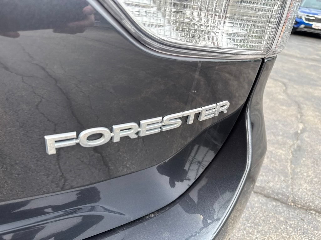 Used 2019 Subaru Forester Premium AWD/4WD image 17