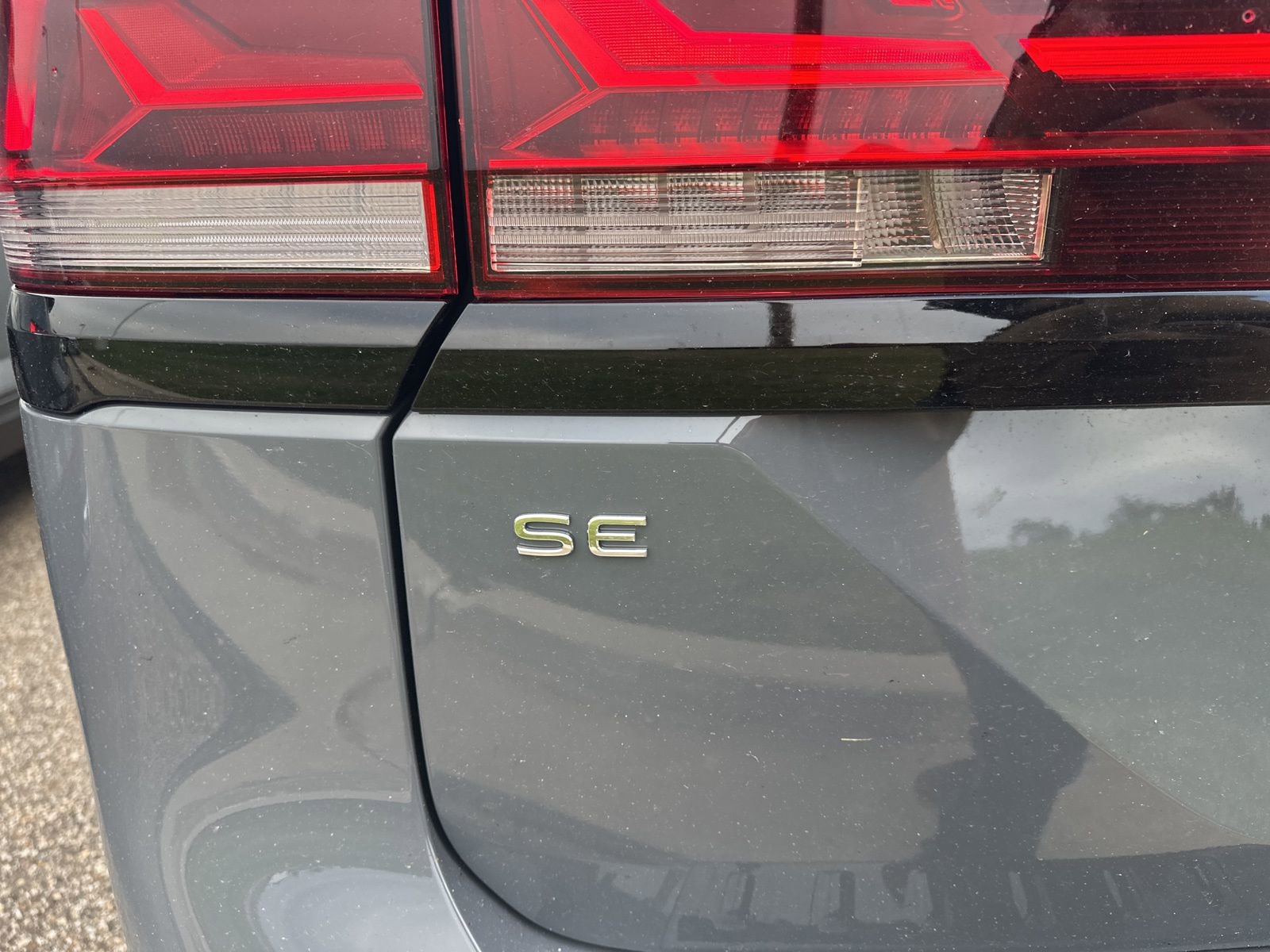 New 2026 Volkswagen Atlas Peak Edition image 9