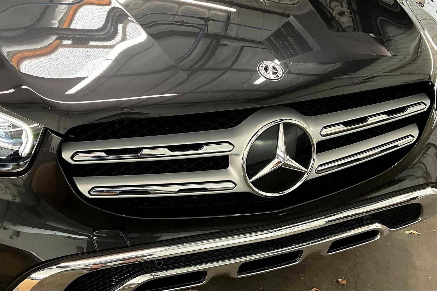 Used 2021 Mercedes-Benz GLC 300 4MATIC image 32