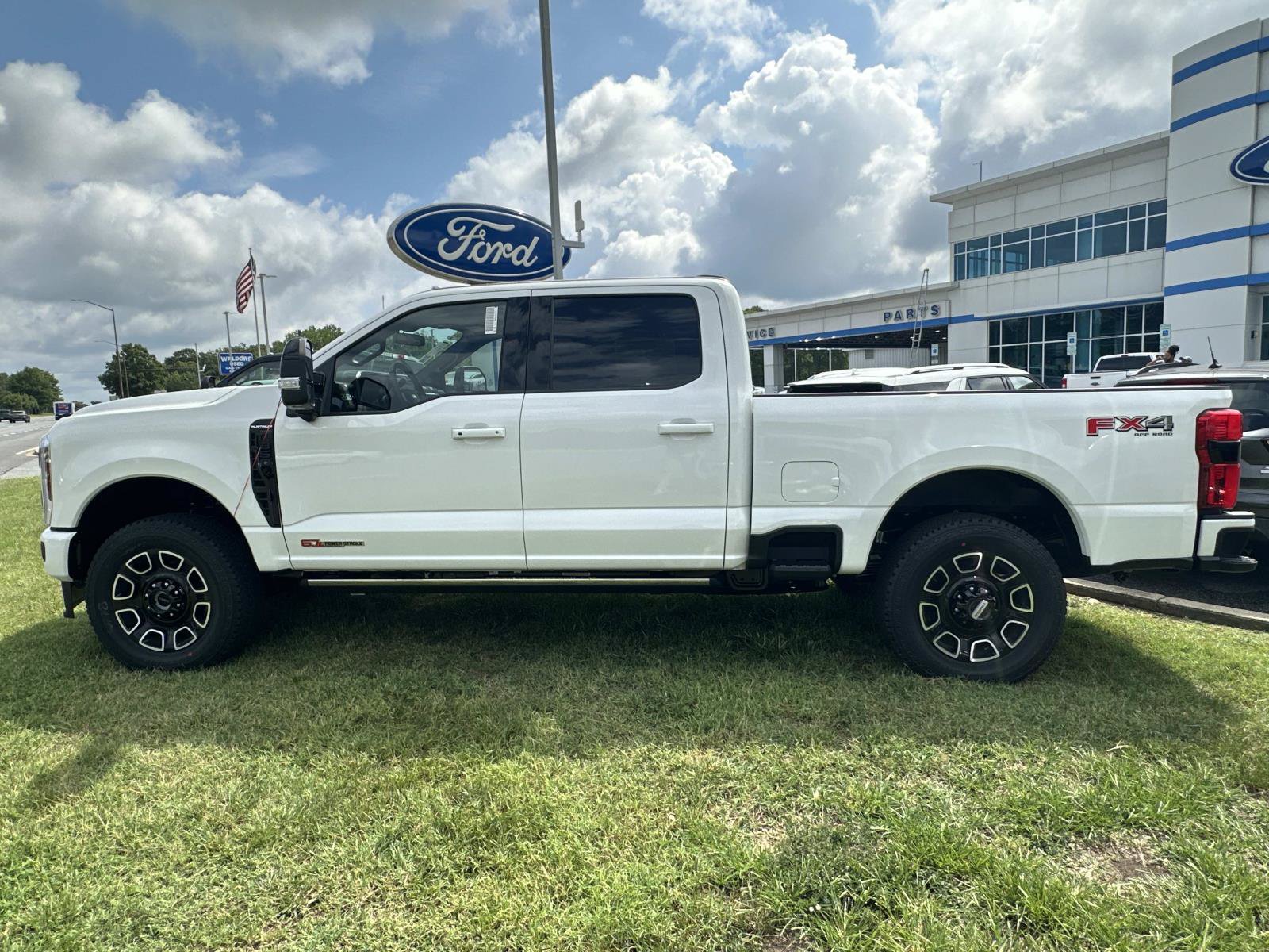 New 2026 Ford F350 Platinum AWD/4WD image 4
