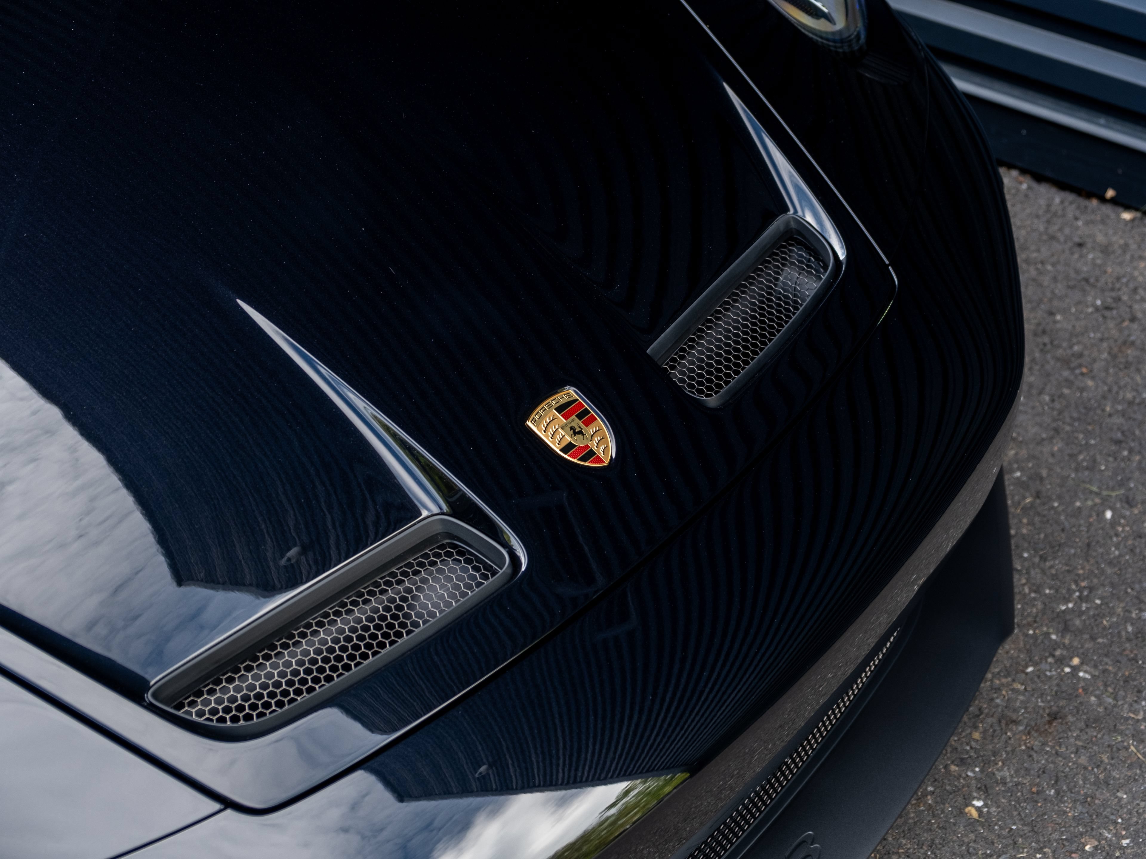 New 2026 Porsche 911 GT3 RWD image 17