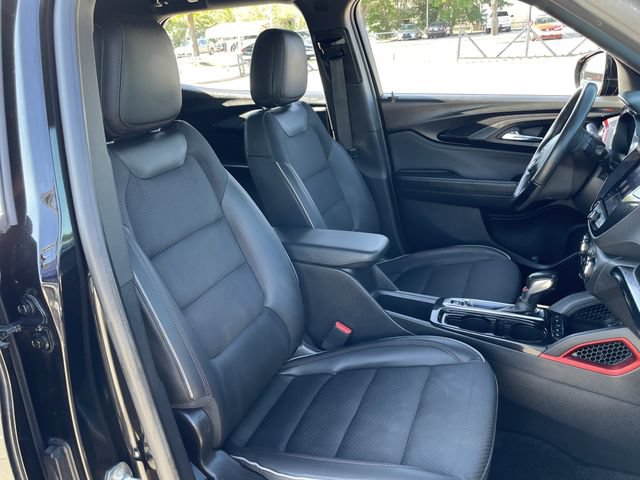 Used 2022 Chevrolet TrailBlazer RS w/ Sun and Liftgate Package FWD image 28