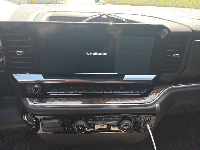 Used 2026 Chevrolet Silverado 1500 RST w/ RST Select Package AWD/4WD image 10