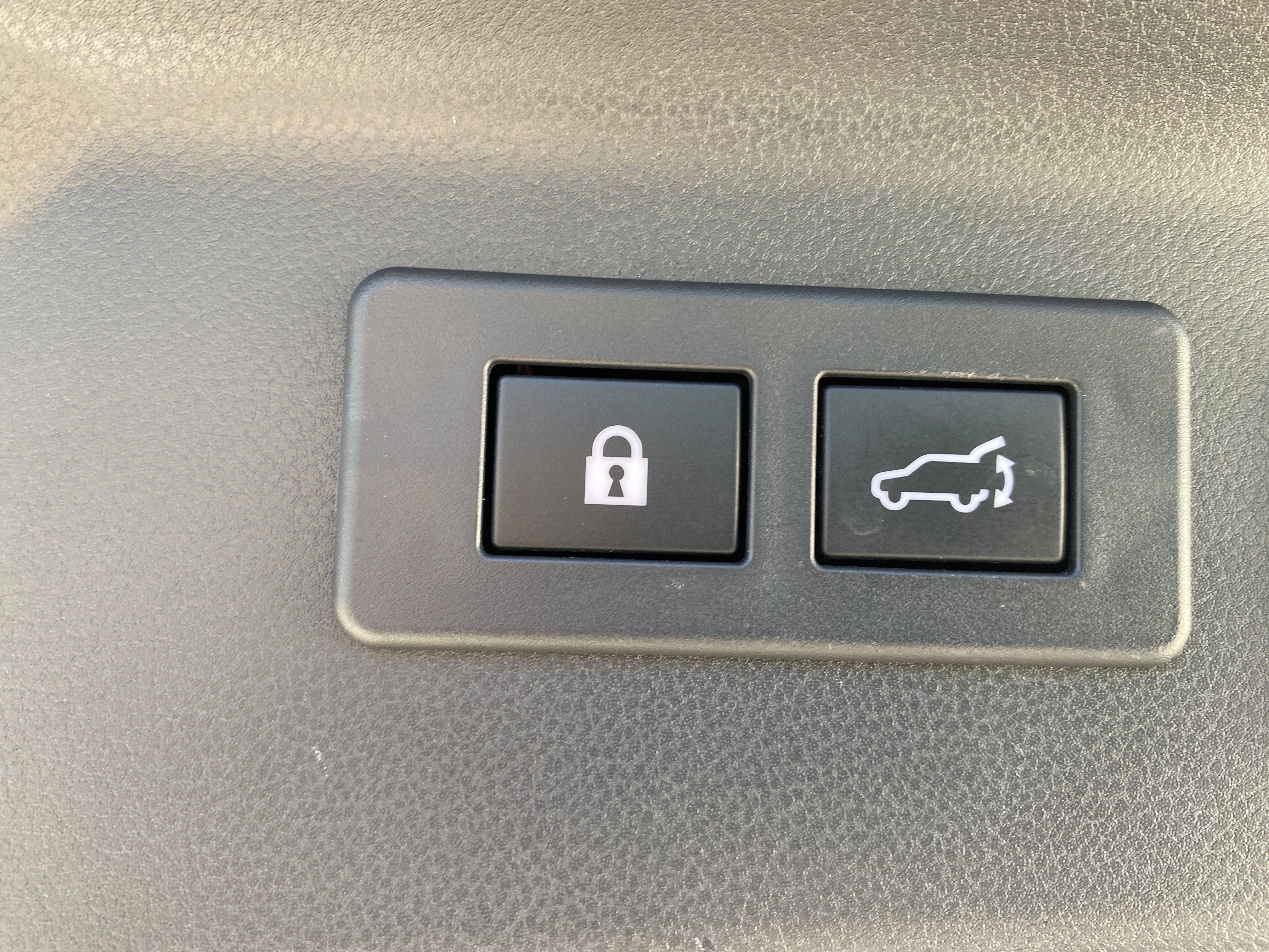 Certified 2025 Subaru Forester Touring AWD/4WD image 37