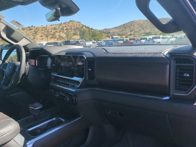 Used 2025 Chevrolet Silverado 1500 High Country w/ Midnight Edition image 14