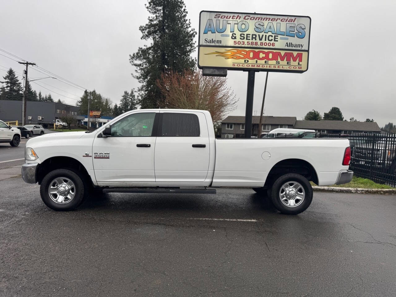 Used 2016 RAM 3500 SLT AWD/4WD image 5