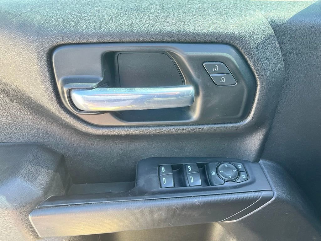 Used 2021 Chevrolet Silverado 1500 Custom Trail Boss w/ LPO, Dark Essentials Package image 13