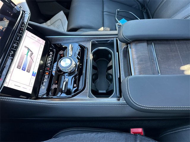 New 2024 Jeep Grand Wagoneer Series I w/ Rear Seat Video Group 1 image 24