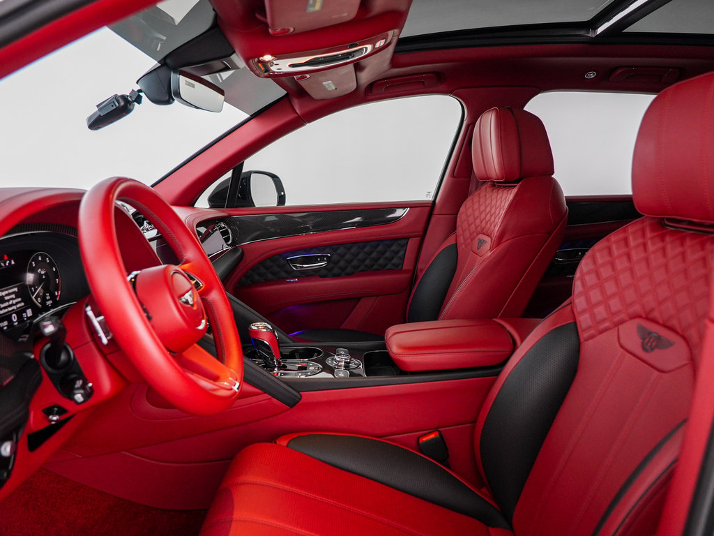 Used 2022 Bentley Bentayga AWD/4WD image 14
