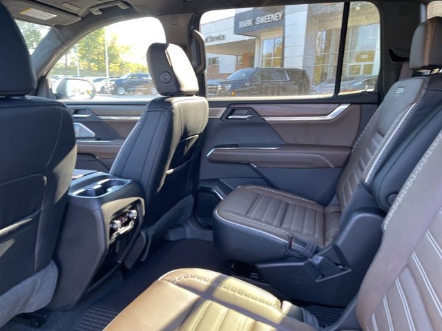 New 2026 GMC Acadia Denali Ultimate image 14