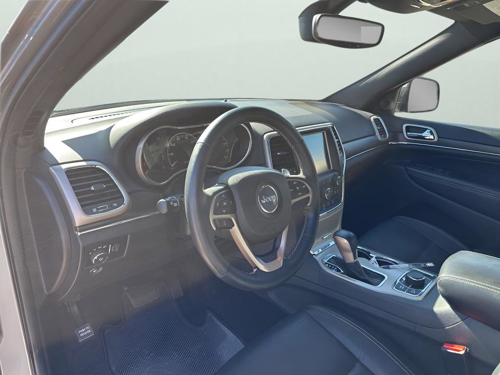 Used 2017 Jeep Grand Cherokee Limited w/ Trailer Tow Group IV image 26