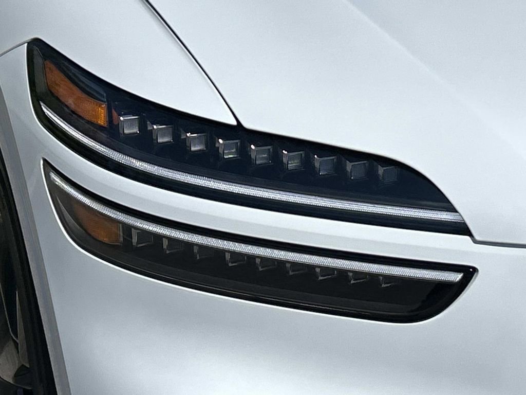 New 2026 Genesis GV70 2.5T Sport Prestige image 10