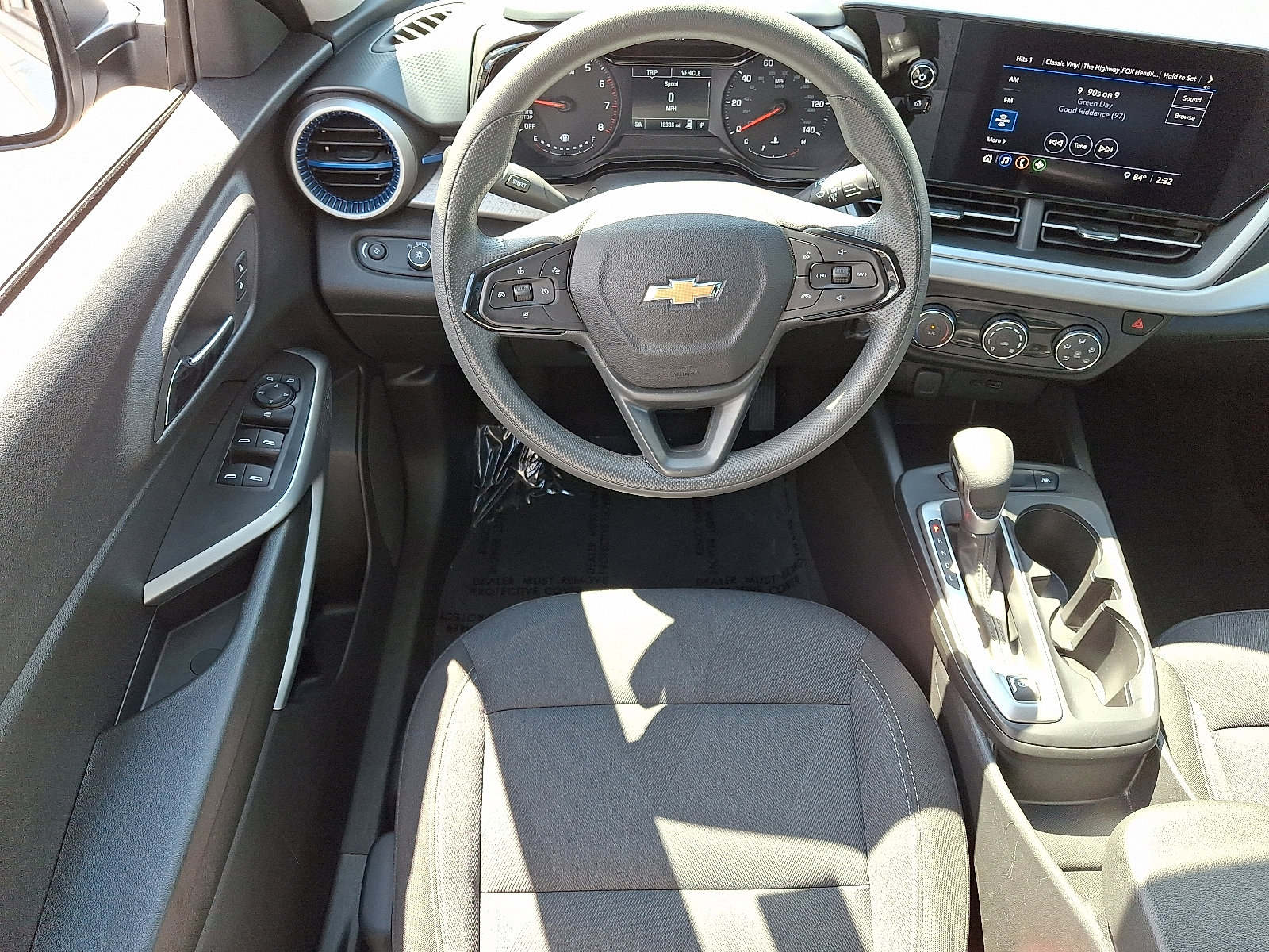 Used 2025 Chevrolet Trax LS image 12
