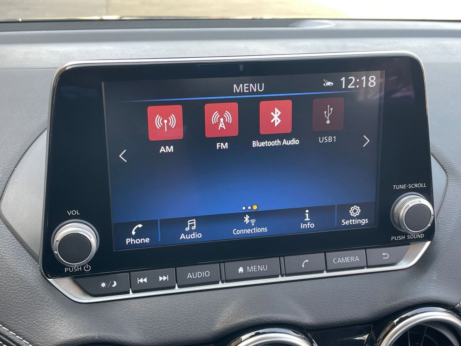 Used 2025 Nissan Sentra SV image 20