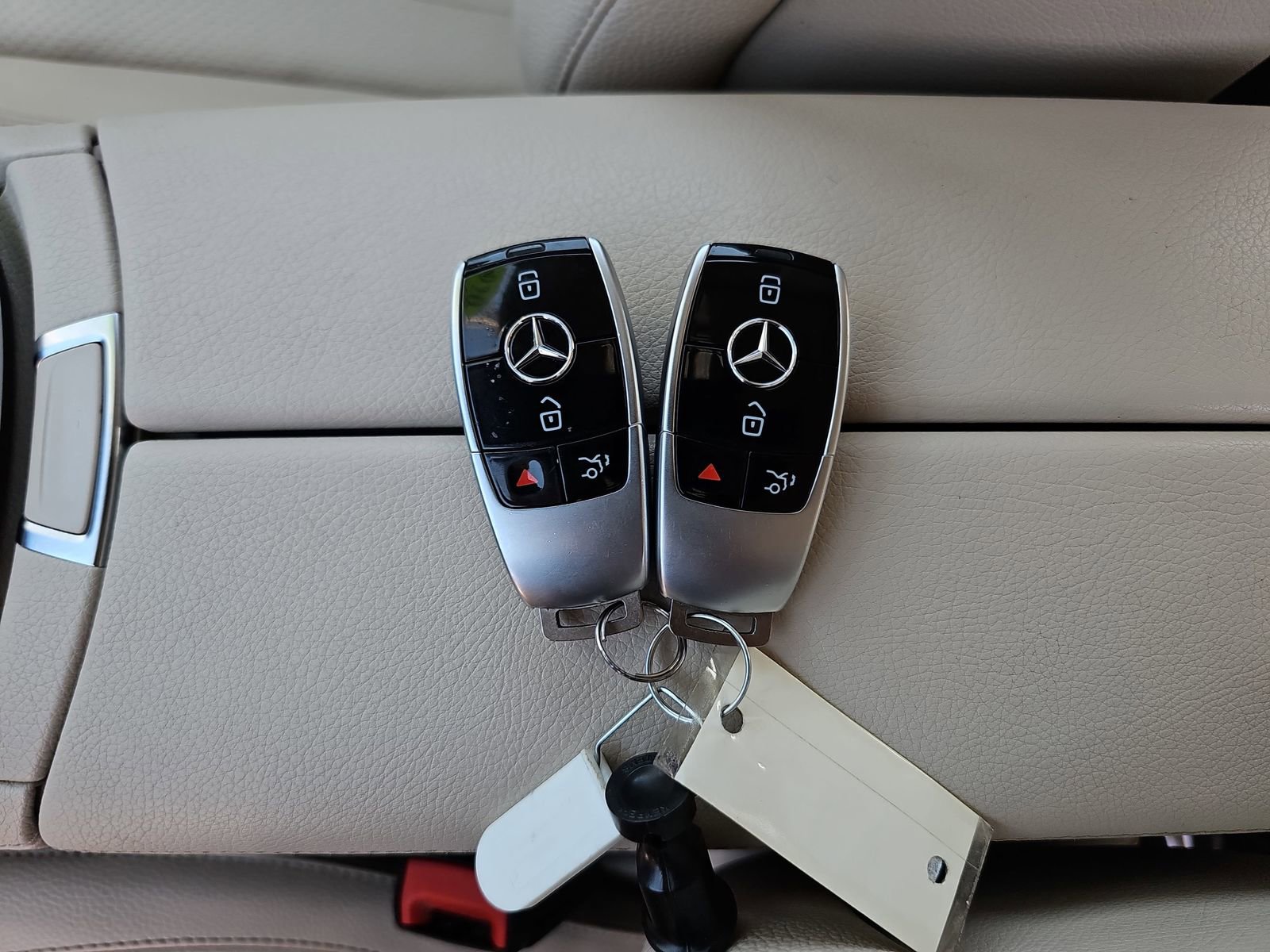 Used 2020 Mercedes-Benz E 350 Sedan image 38