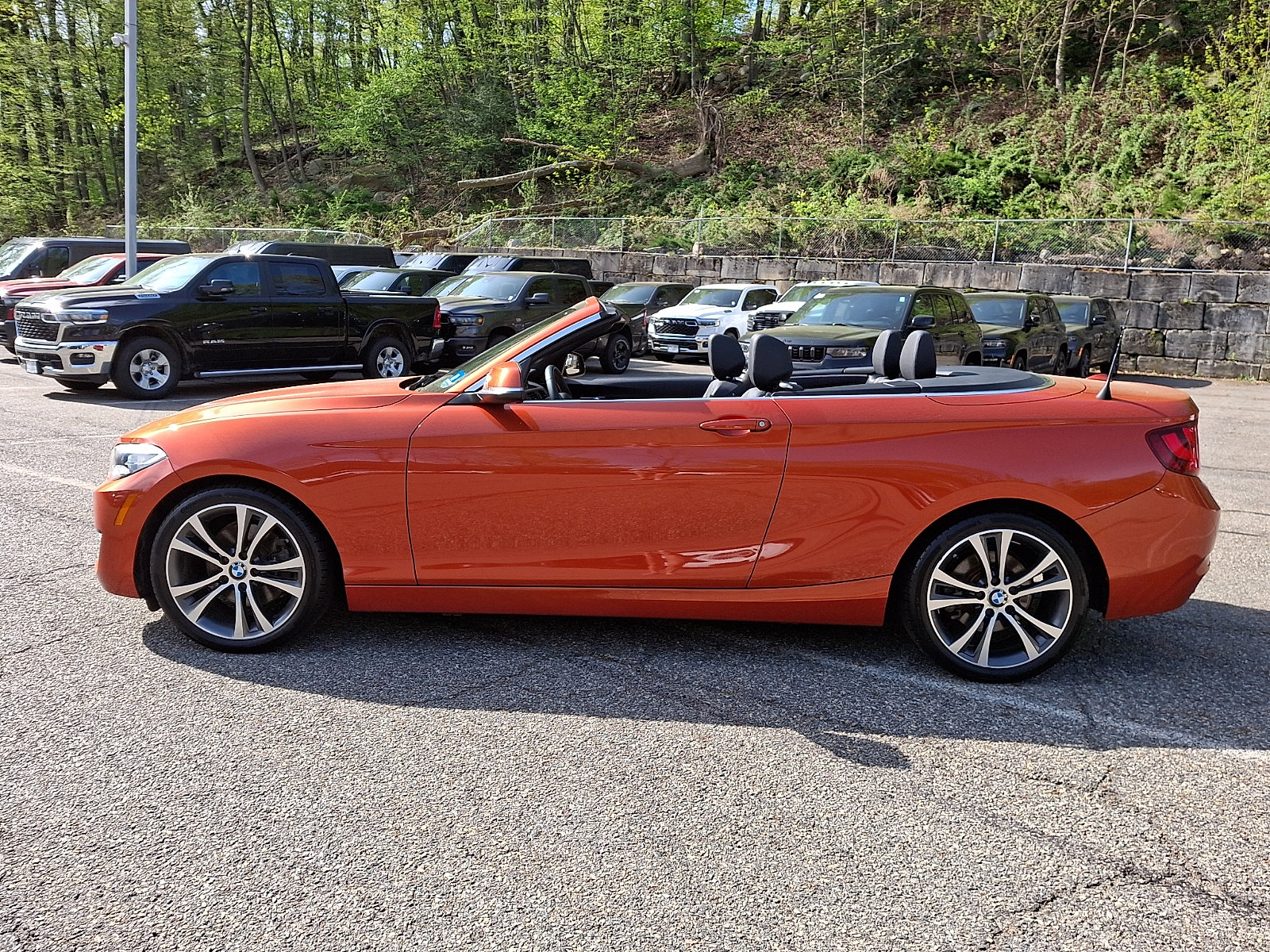 Used 2016 BMW 228i xDrive Convertible AWD/4WD image 6