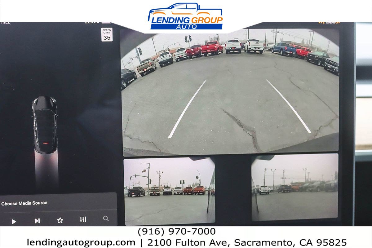 Used 2021 Tesla Model Y Long Range image 22