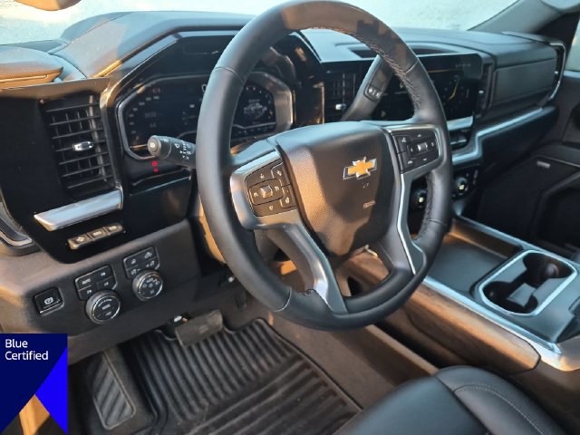 Used 2025 Chevrolet Silverado 2500 LTZ w/ LTZ Plus Package AWD/4WD image 16