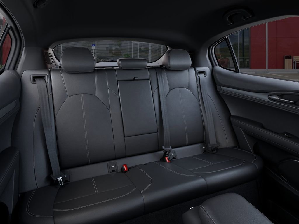 New 2025 Alfa Romeo Stelvio Sprint image 15