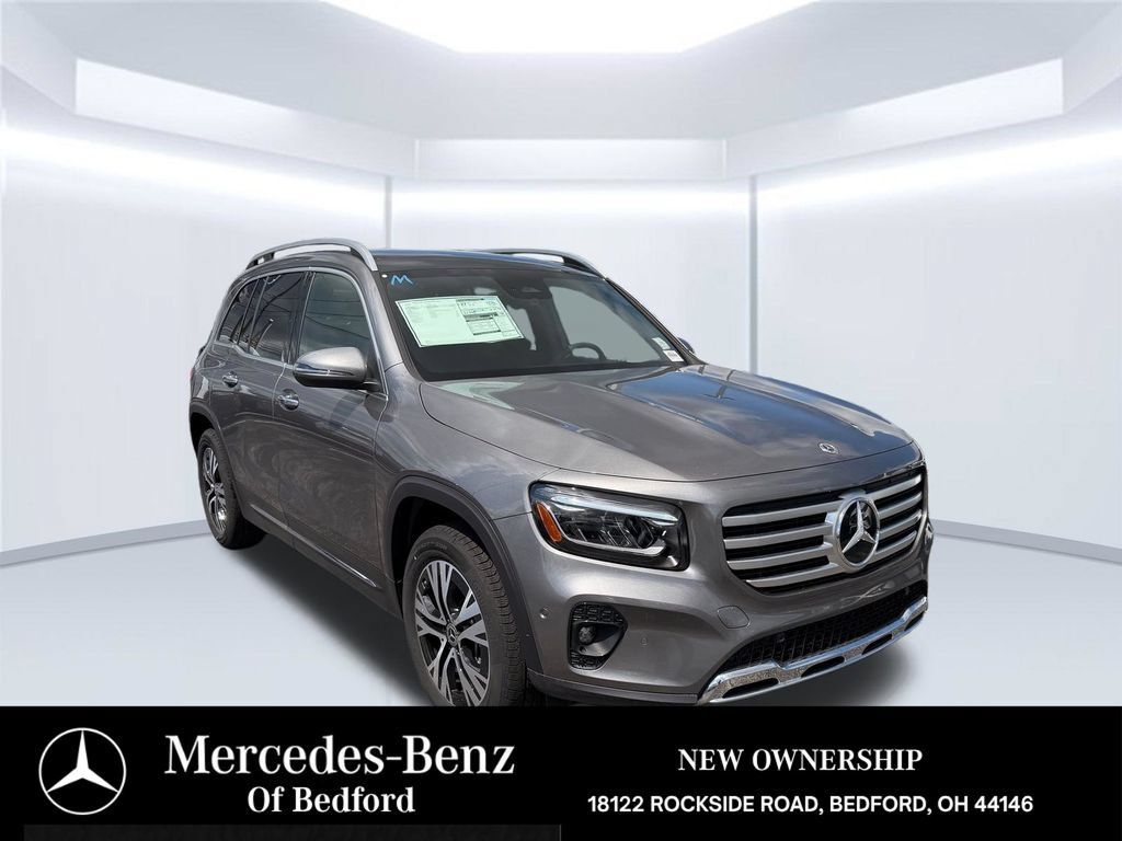 New 2026 Mercedes-Benz GLB 250 4MATIC image 3