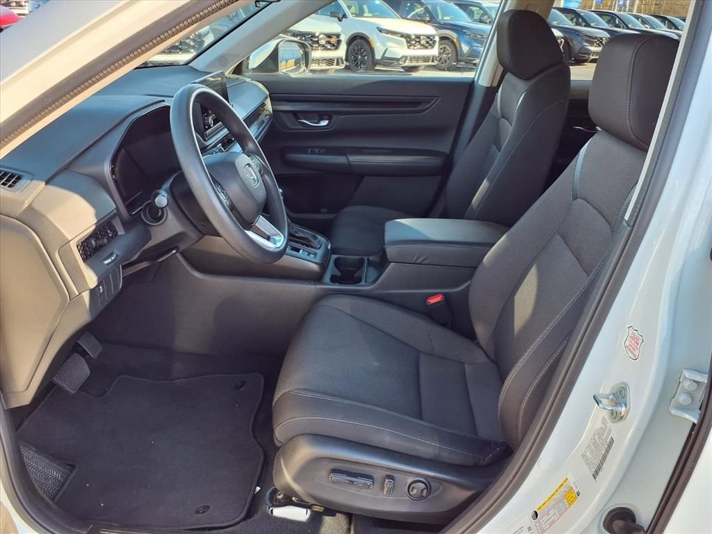 Used 2024 Honda CR-V EX image 11