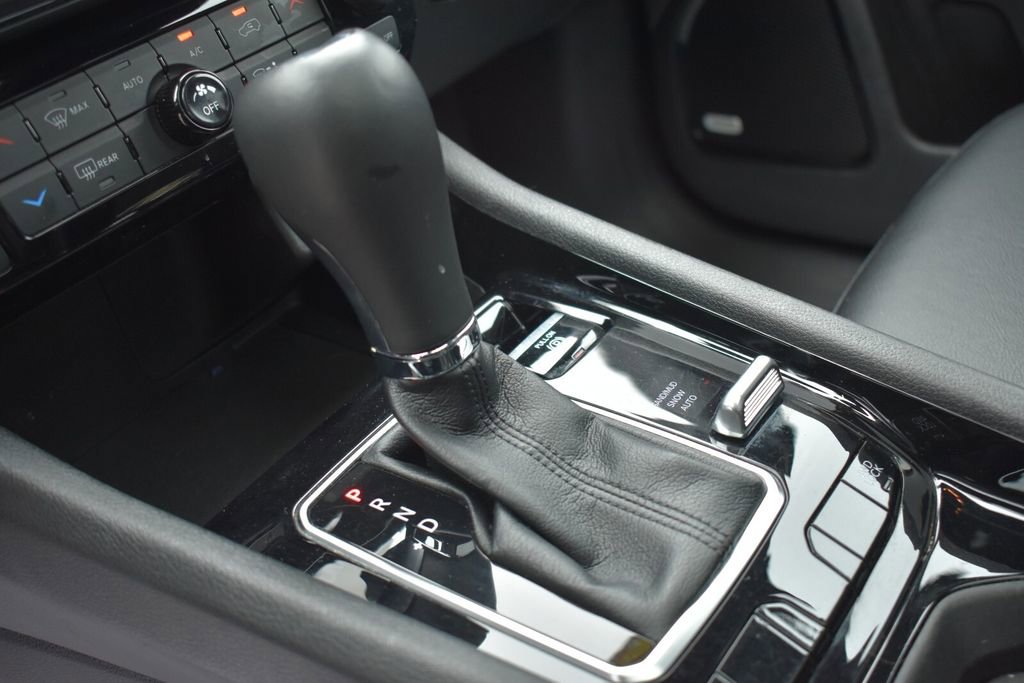 Used 2023 Jeep Compass Altitude w/ Sun and Sound Group image 29