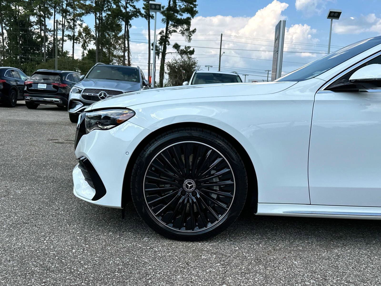 New 2026 Mercedes-Benz E 450 4MATIC Sedan image 10