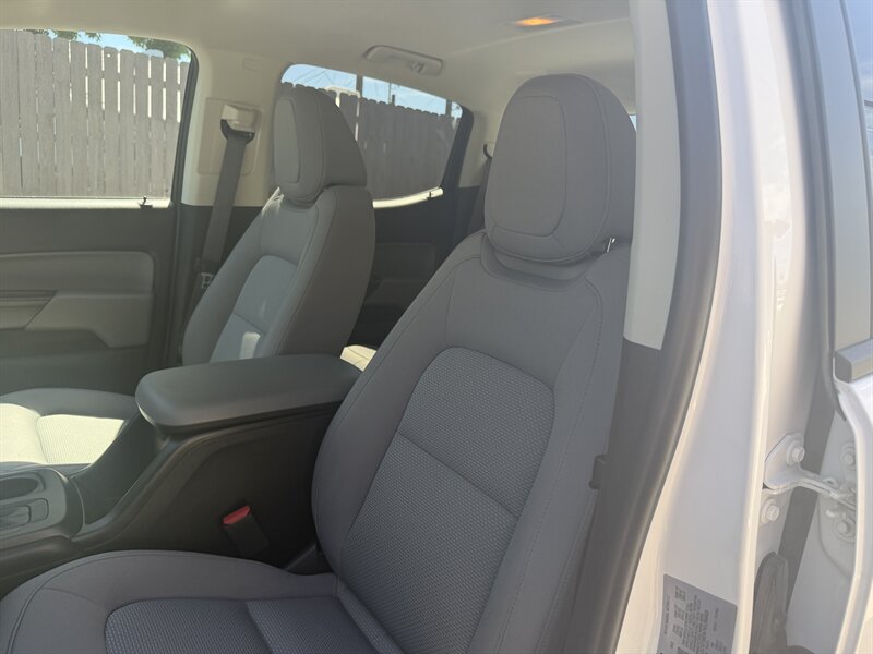 Used 2022 Chevrolet Colorado W/T w/ Custom Special Edition AWD/4WD image 23