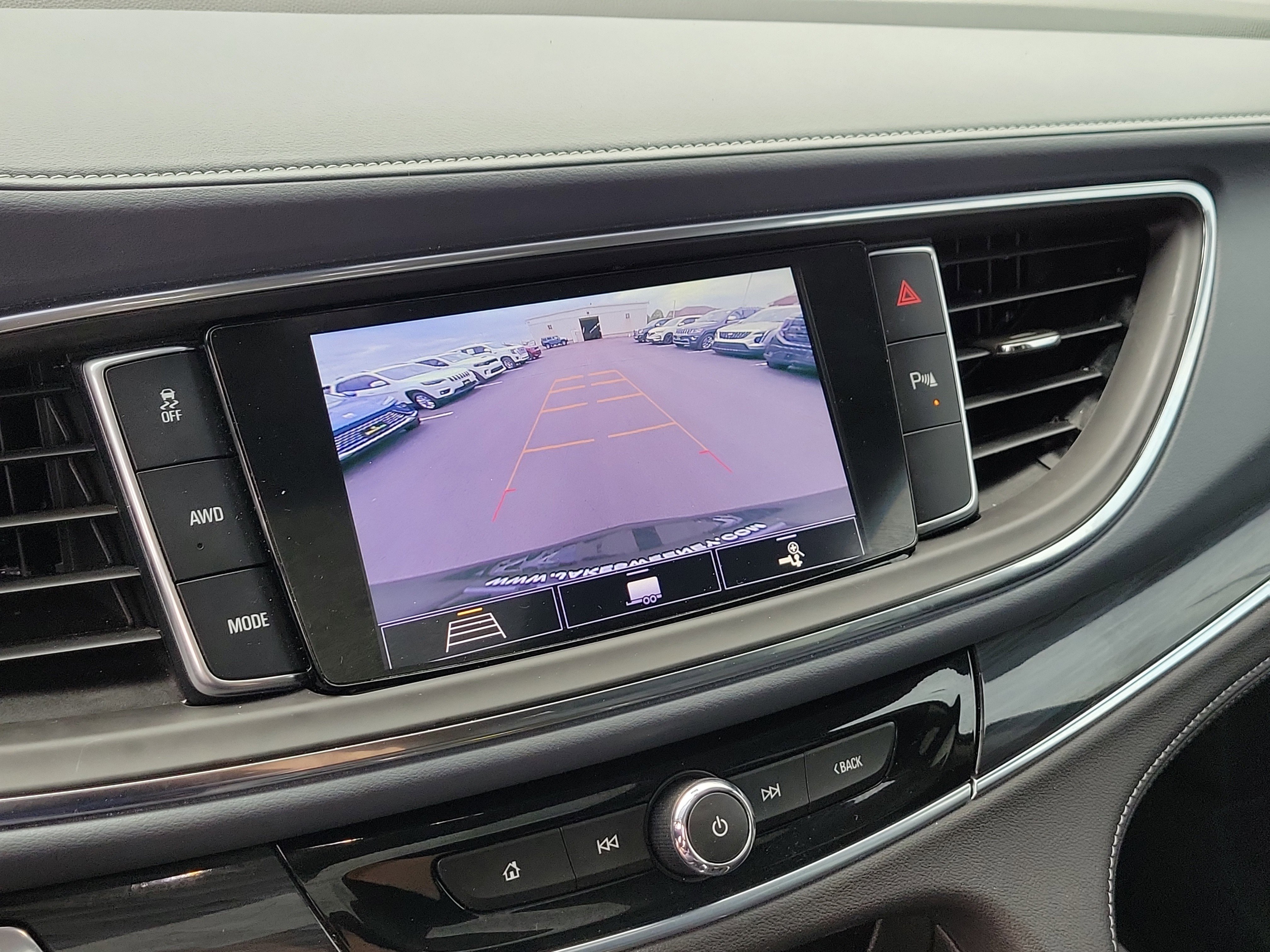 Used 2021 Buick Enclave Essence w/ Sport Touring Edition image 27