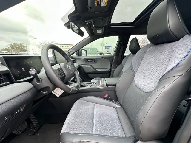 New 2026 Toyota RAV4 XSE w/ Weather Package AWD/4WD image 24