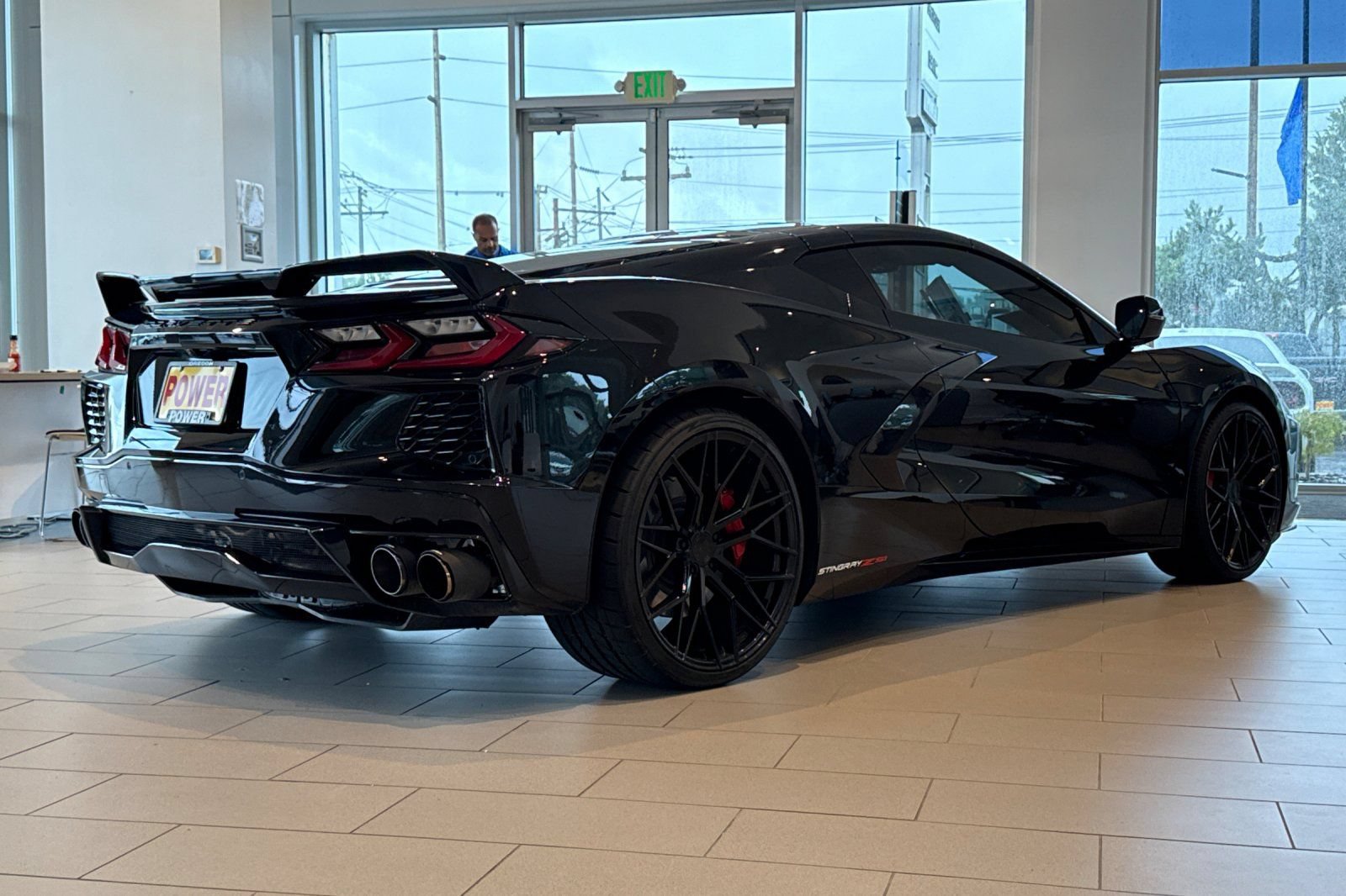 Used 2022 Chevrolet Corvette Stingray Coupe w/ Z51 Performance Package RWD image 4