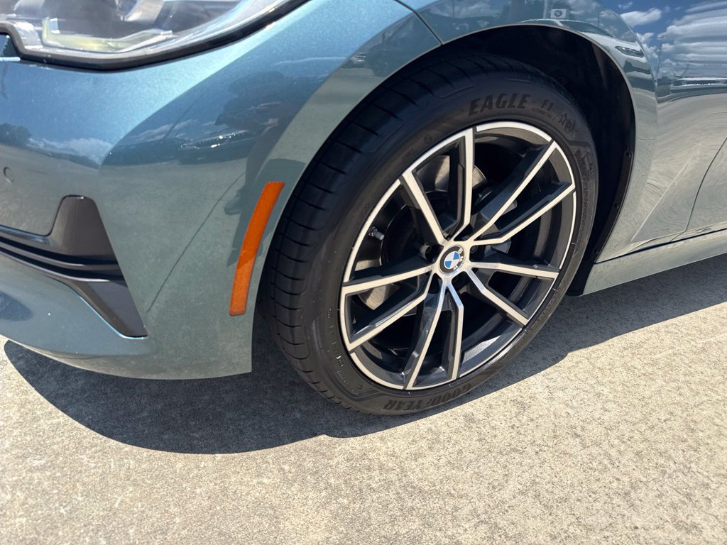 Used 2021 BMW 330i Sedan w/ Premium Package RWD image 10